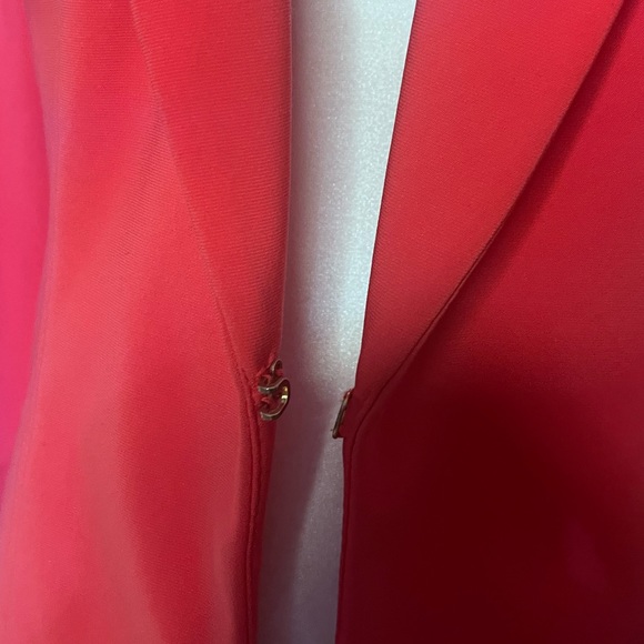 NWOT Joseph Ribkoff Coral Colored Blazer in Pristine Condition!! - Picture 2 of 8